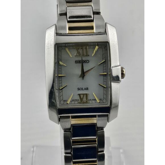 Ladies Seiko Solar V115-0CR0 Quartz Watch New Solar Battery Runs Great MSRP $175 - Picture 1 of 13